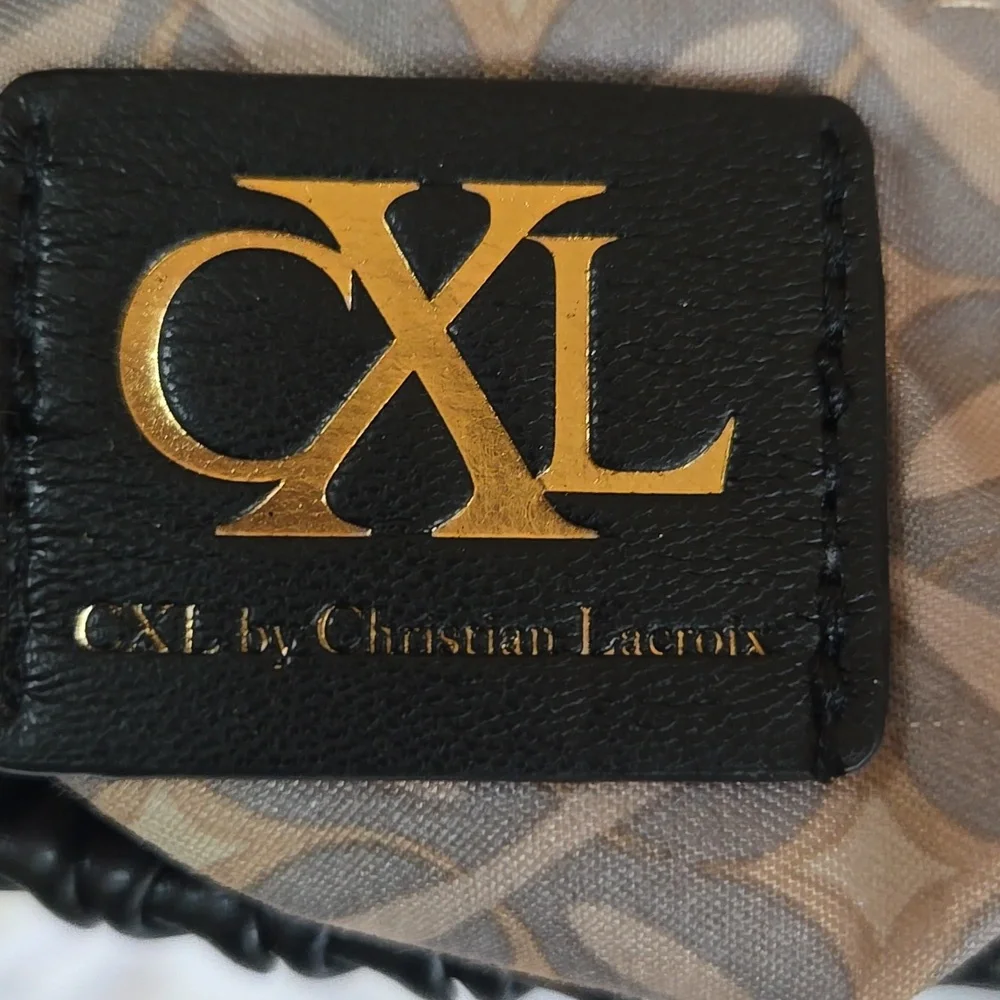 Christian Lacroix Black Textured Crossbody Bag NWT SOFT AS BUTTER - Picture 4 of 7